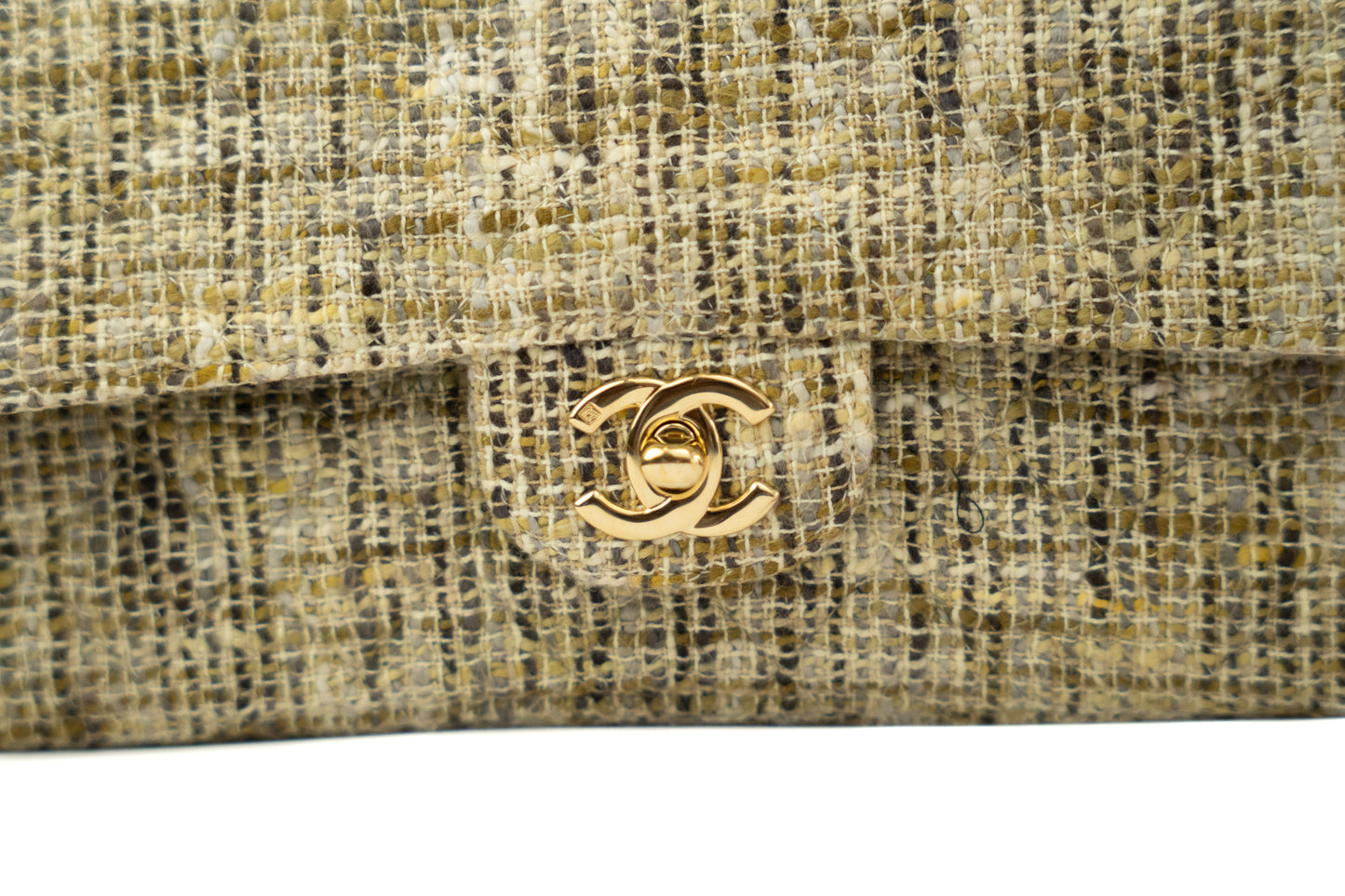 Chanel Medium flap bag tweed